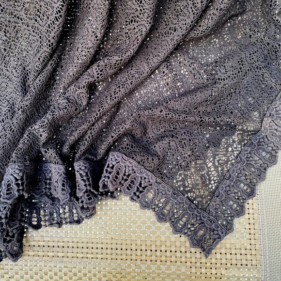 NWOT Beachwear Lace Cover Up - Picture 2 of 2